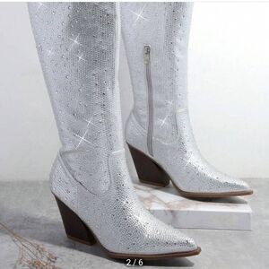 SHEIN Silver Rinestone Cowboy Boots with Glamorous Metallic Finish